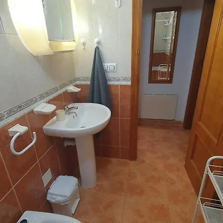 House Sungrila, 3 And Terrace تورّيفيِخا